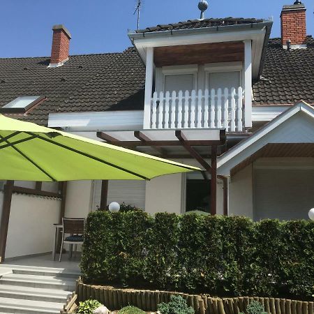 Beta Apartman Bük Екстериор снимка